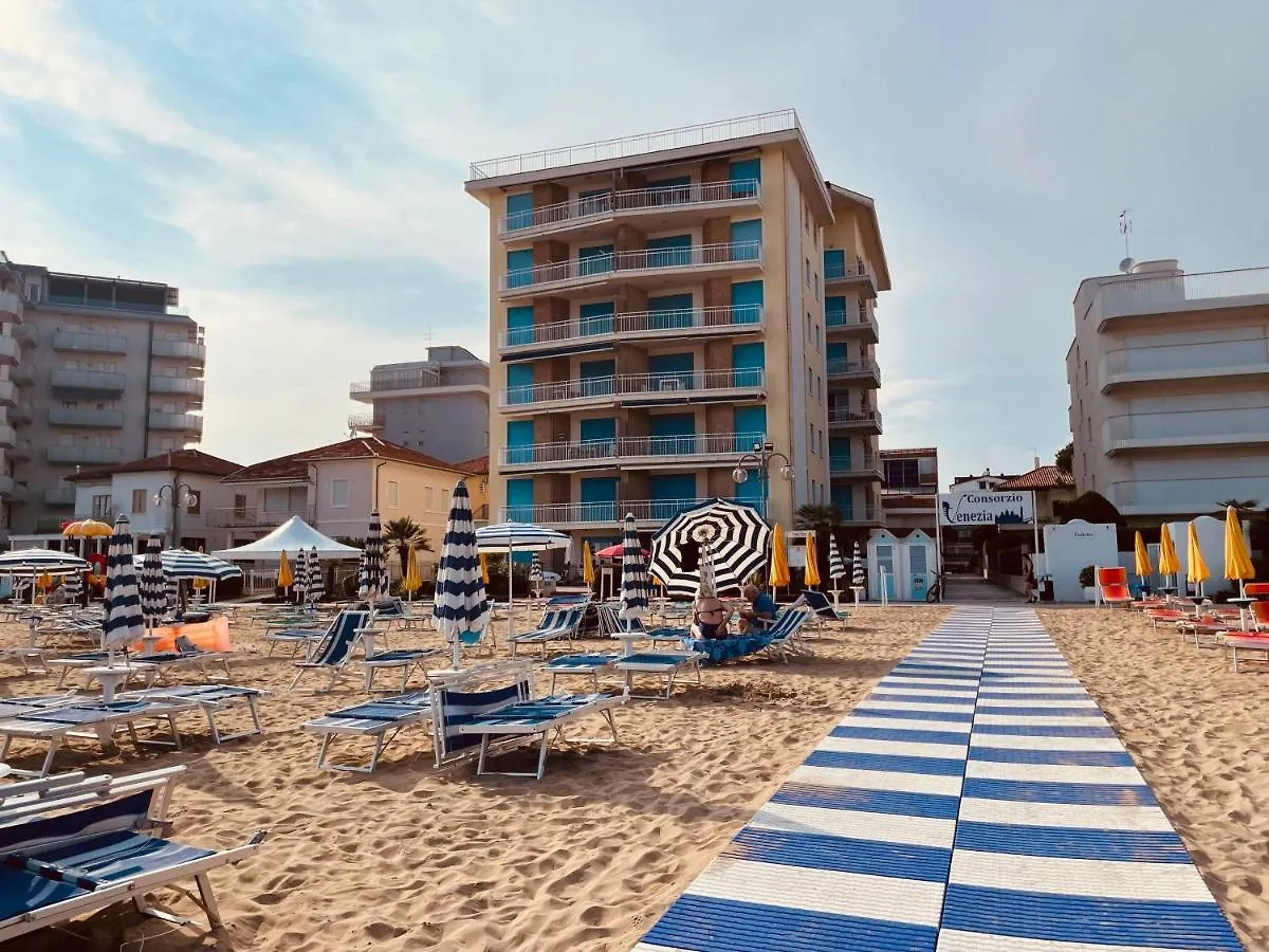 Appartamento Cima - Vista Mare, 3 Camere, Wifi, Family Apartment Τζεσόλο Λίντο